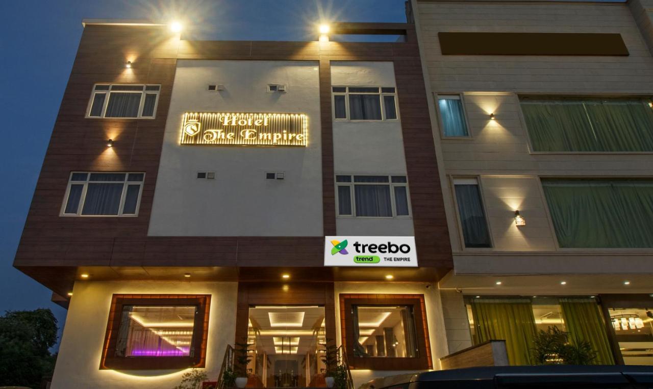ホテル Treebo The Empire Near Taj Mahal Agra アーグラ エクステリア 写真